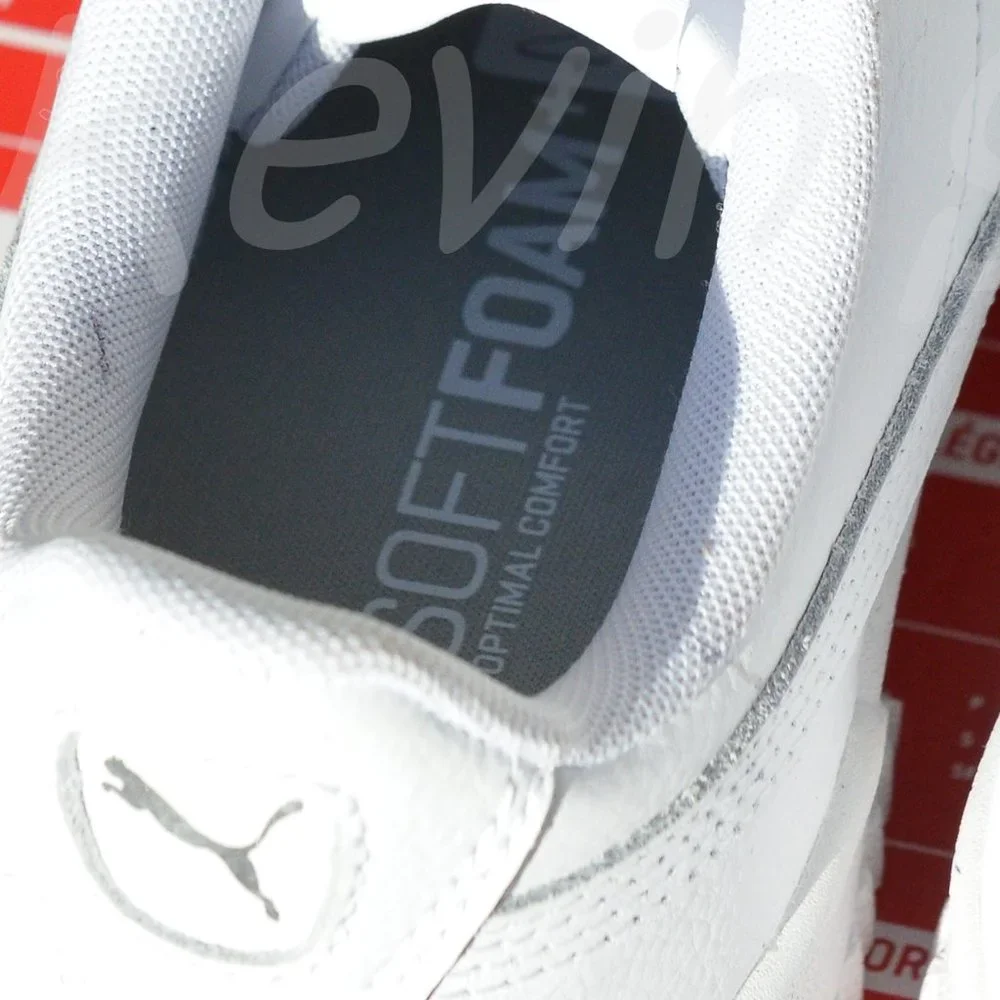 Puma Carina ladies white . Left: 8, right  :‎ 7.5